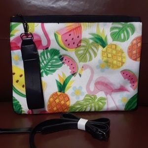 Crossbody / Pouch